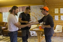 Yleisen hirvi ammunnan ykkönen ja kolmonen.